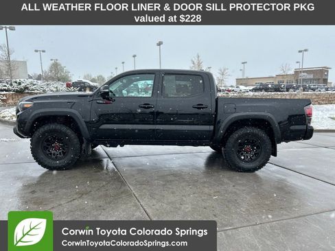 Used 2019 Toyota Tacoma TRD Pro AWD/4WD image 4