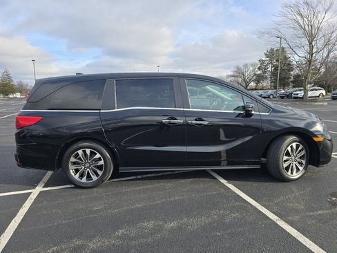 Certified 2024 Honda Odyssey EX-L image 19