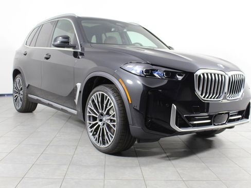 New 2026 BMW X5 xDrive40i w/ Climate Comfort Package image 7