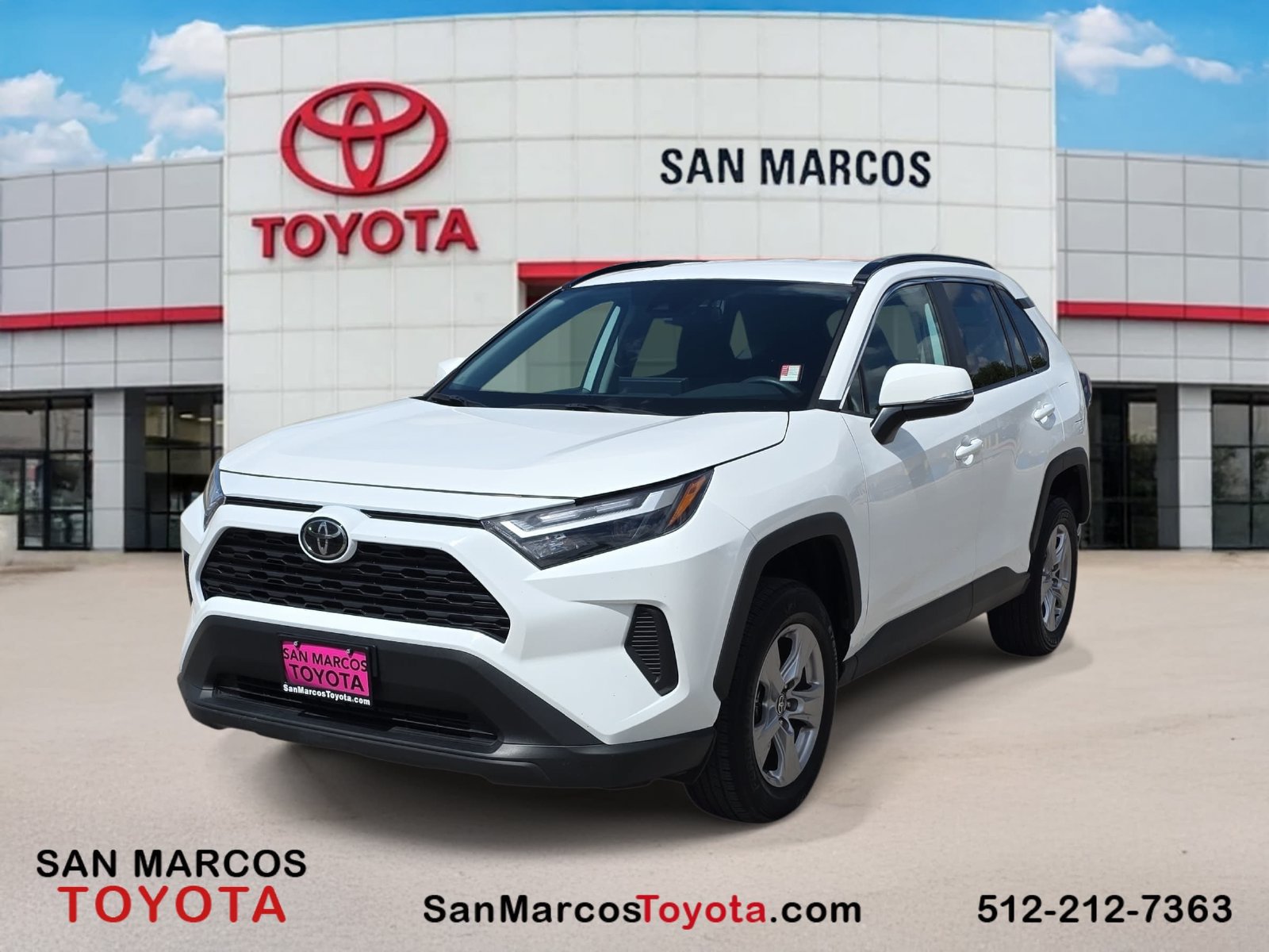 Used 2025 Toyota RAV4 XLE FWD image 1
