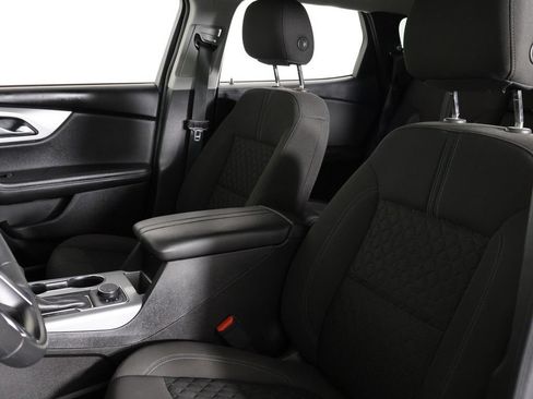 Used 2024 Chevrolet Blazer LT w/ Convenience Package FWD image 28