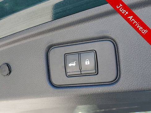 Used 2023 Nissan Pathfinder Platinum AWD/4WD image 9