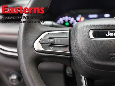 Used 2023 Jeep Compass Trailhawk image 15