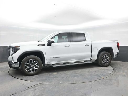 Used 2024 GMC Sierra 1500 SLT w/ SLT Premium Plus Package AWD/4WD image 4