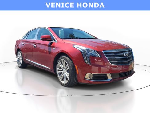 Used 2018 Cadillac XTS Luxury FWD image 1