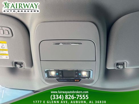 Used 2025 Ford F250 Lariat AWD/4WD image 25