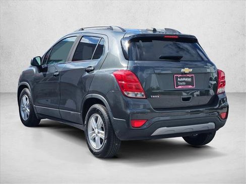 Used 2020 Chevrolet Trax LT w/ Driver Confidence Package image 8