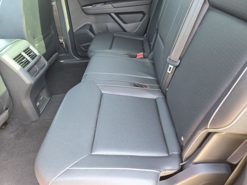 Used 2020 Volkswagen Atlas Cross Sport SEL w/ Cross Sport MDO Package AWD/4WD image 17