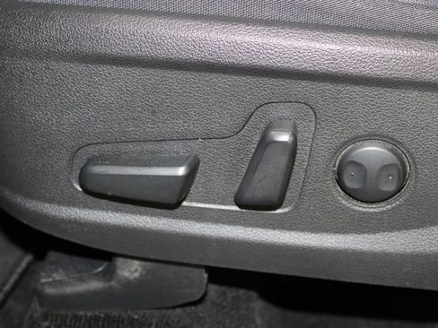 Used 2022 Hyundai Santa Fe SEL image 17