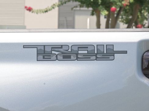 Used 2026 Chevrolet Silverado 2500 LTZ w/ LTZ Plus Package AWD/4WD image 43