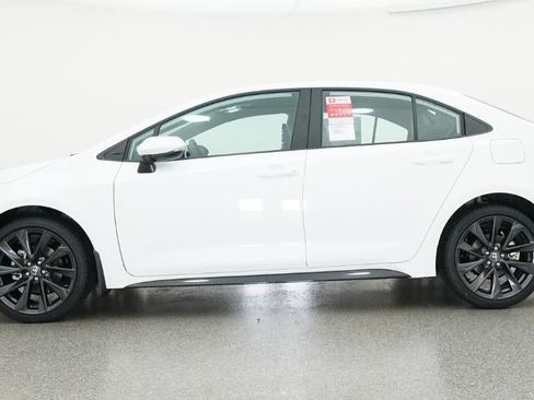 New 2026 Toyota Corolla SE FWD image 19