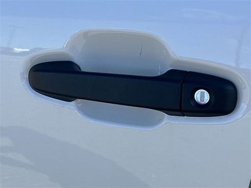 Certified 2025 Subaru Crosstrek 2.0i image 31