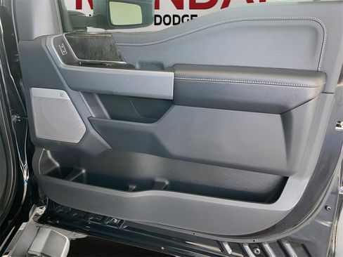 Used 2023 Ford F250 Lariat w/ Sport Appearance Package image 27