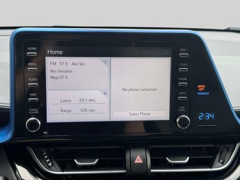 Used 2019 Toyota C-HR XLE FWD image 25