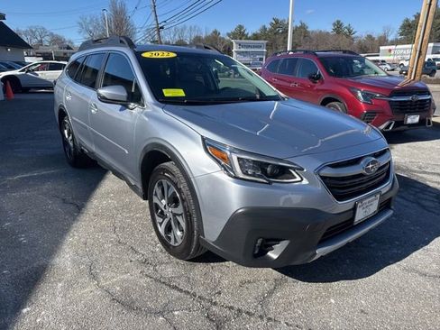 Used 2022 Subaru Outback Limited AWD/4WD image 1