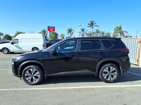Certified 2023 Nissan Rogue SV AWD/4WD image 8