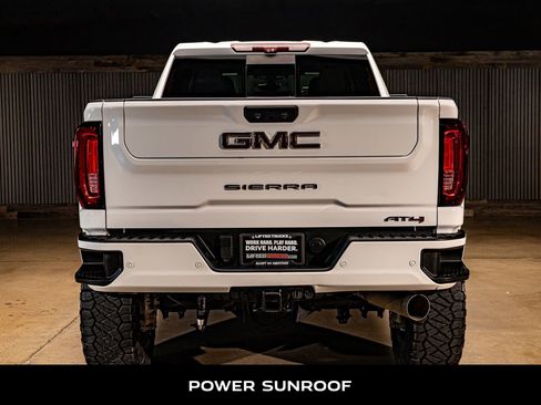 Used 2021 GMC Sierra 2500 AT4 w/ AT4 Premium Plus Package image 8