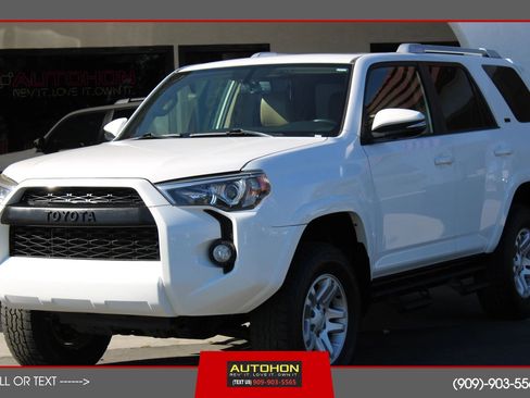 Used 2018 Toyota 4Runner SR5 Premium AWD/4WD image 1
