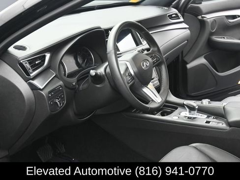 Used 2023 INFINITI QX55 Luxe w/ Cargo Package AWD/4WD image 7