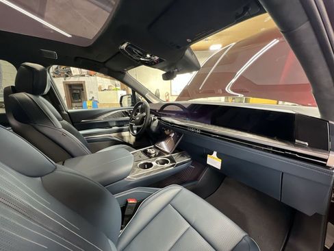 New 2025 Cadillac Escalade IQ Luxury 2 image 30