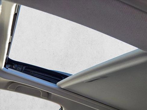 Used 2018 Subaru Forester 2.5i Premium image 15