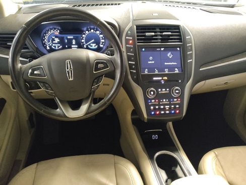 Used 2019 Lincoln MKC Reserve FWD image 22