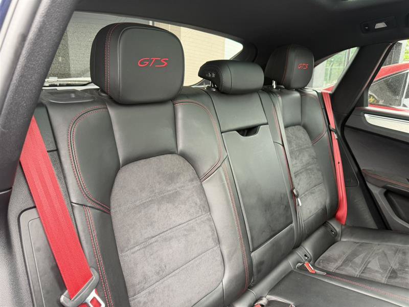 Used 2018 Porsche Macan GTS AWD/4WD image 30