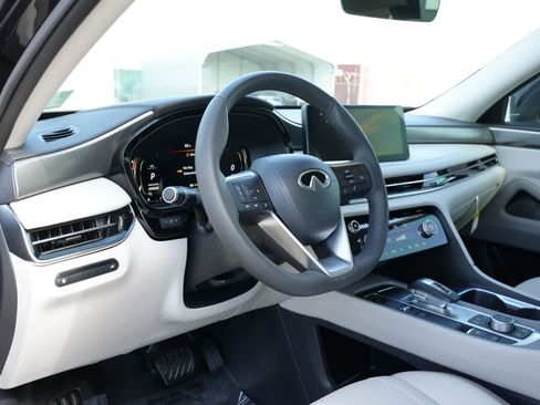 Certified 2026 INFINITI QX60 Pure w/ Cargo Package FWD image 15