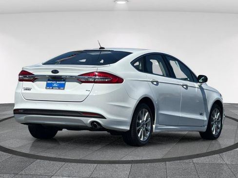 Certified 2017 Ford Fusion Energi SE FWD image 5