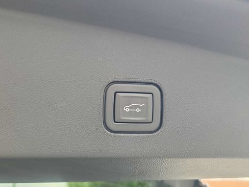 Used 2024 Cadillac Lyriq Sport RWD image 12