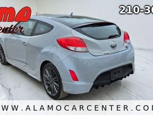 Used 2013 Hyundai Veloster RE:MIX Edition FWD image 3