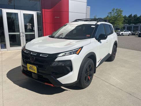 New 2026 Nissan Rogue SV AWD/4WD image 1