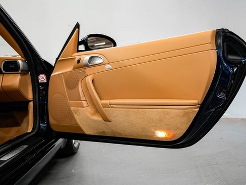 Used 2006 Porsche 911 Carrera S RWD image 22