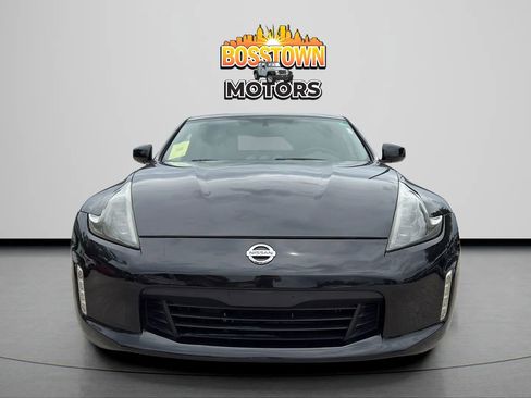 Used 2014 Nissan 370Z Touring w/ Sport Package RWD image 12