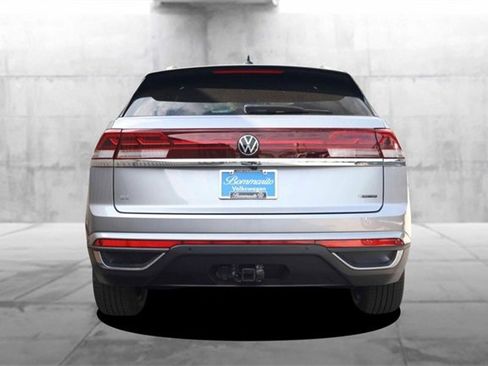 New 2026 Volkswagen Atlas Cross Sport SE image 6