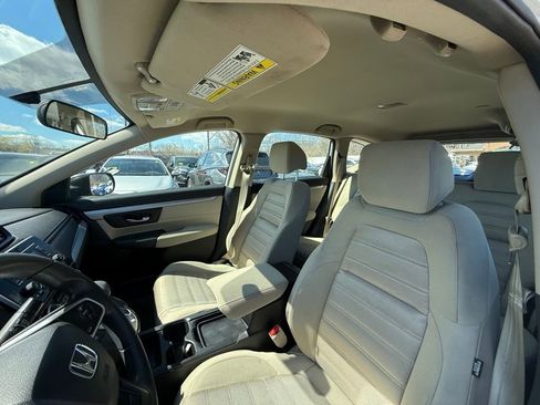 Used 2019 Honda CR-V LX image 9
