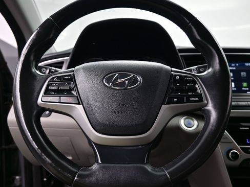 Used 2017 Hyundai Elantra SE w/ SE A/T Tech Package 03 FWD image 21