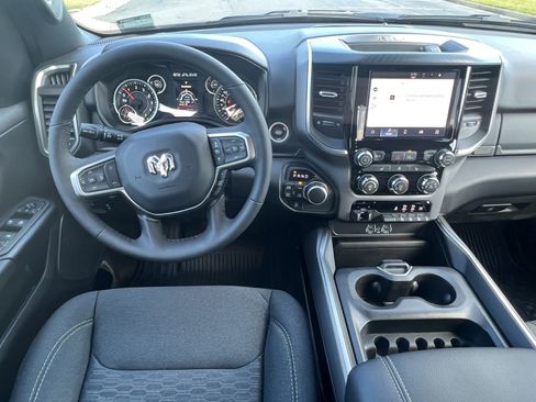 New 2025 RAM 1500 Big Horn AWD/4WD image 17