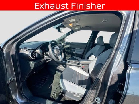 Used 2024 Nissan Kicks SR w/ SR Premium Package FWD image 19