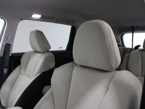 Used 2025 Subaru Ascent Premium AWD/4WD image 5