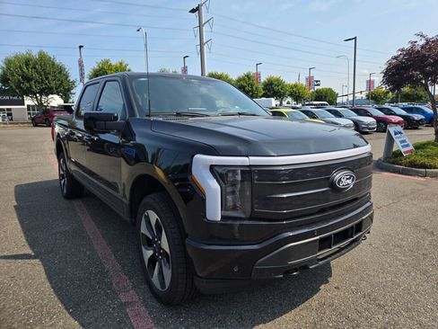 New 2025 Ford F150 Lightning Platinum AWD/4WD image 3