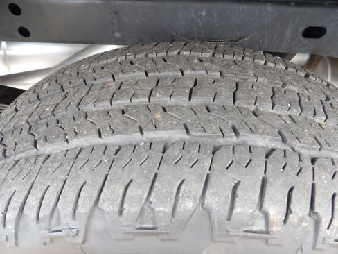 Used 2022 Chevrolet Colorado LT w/ Fleet Safety Package image 48