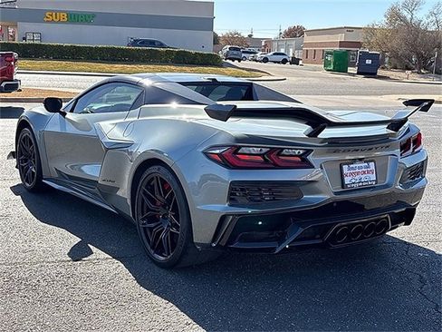 Used 2023 Chevrolet Corvette Z06 w/ Z07 Performance Package image 3