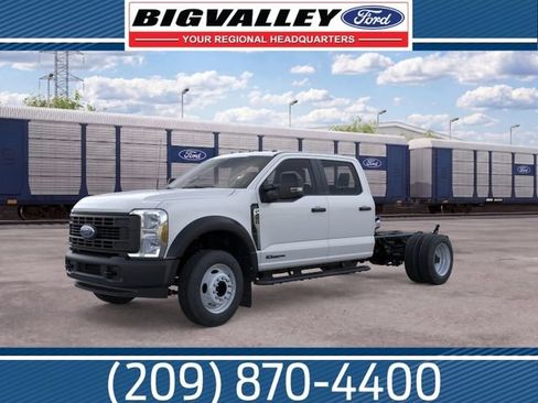 New 2026 Ford F450 2WD Crew Cab Super Duty image 1