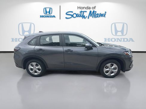 Certified 2023 Honda HR-V LX image 8