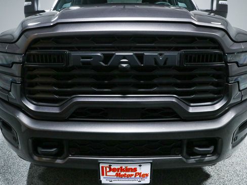 Used 2025 RAM 2500 Big Horn AWD/4WD image 4
