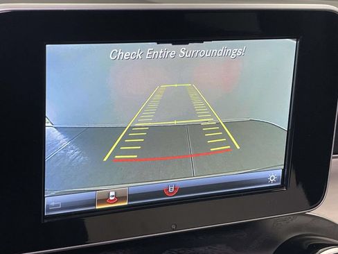Used 2019 Mercedes-Benz GLC 300 4MATIC image 30