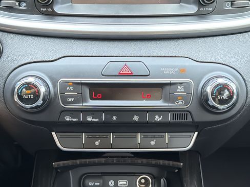 Used 2020 Kia Sorento EX FWD image 8