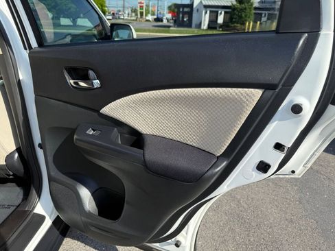Used 2016 Honda CR-V EX image 27