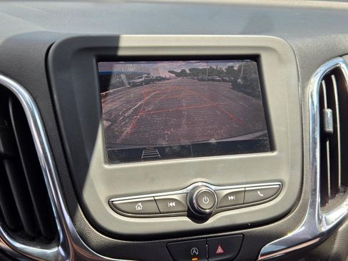Used 2024 Chevrolet Equinox LT FWD image 26